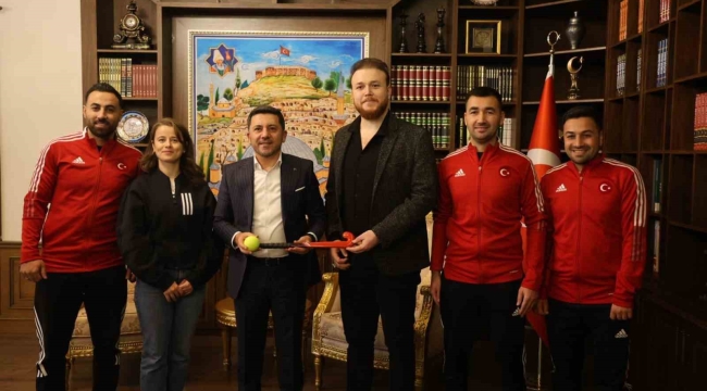 Nizip Zeugma Hokey Kulübü Nevşehir Belediyesi Spor Kulübü'ne devredildi