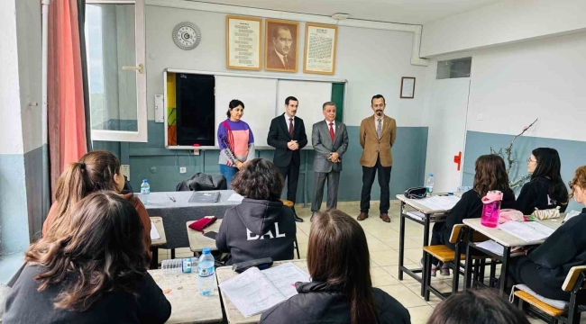 Bozdoğan Kaymakamı Polat, öğrencilerin eğitim süreçlerini yerinde inceledi
