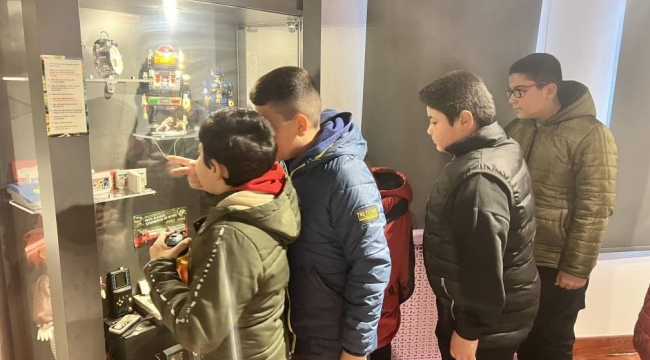 Gebzeli çocuklar oyuncak müzesinde
