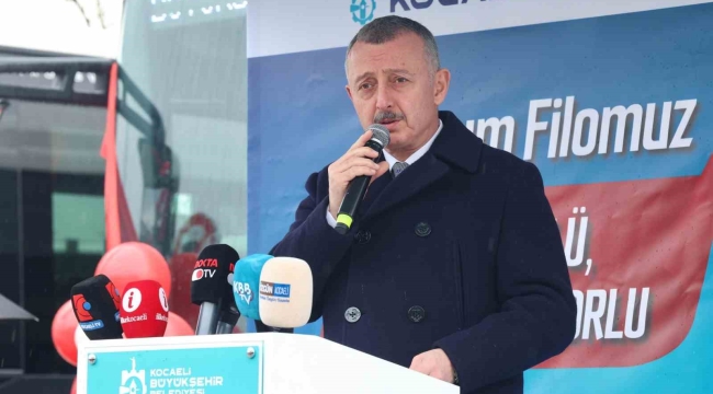 Başkan Büyükakın: "Boş zamanlarında belediye başkanlığı yapanlardan değiliz"