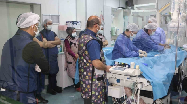 Diyarbakır Çocuk Kalp Merkezinde invaziv çalıştayı yapıldı