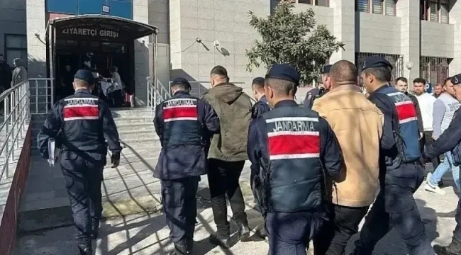 Balıkesir'in 10 ilçesinde kaçakçılık operasyonu