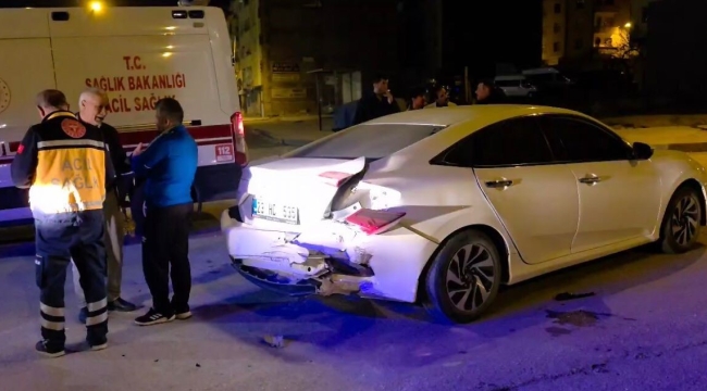 Elazığ'da 2 otomobil çarpıştı: 2 yaralı