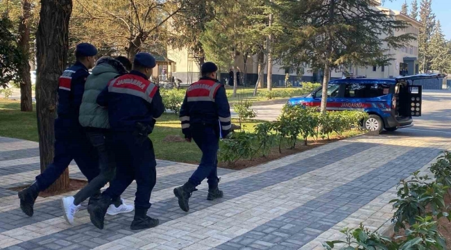 Gaziantep'te PKKKCK-PYDYPG üyesi 2 şahıs yakalandı
