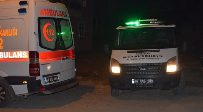 Malatya'da otomobil ile çarpışan traktörün sürücüsü hayatını kaybetti