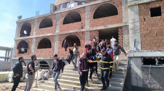 Mardin'de inşaattan düşen 2 işçi yaralandı