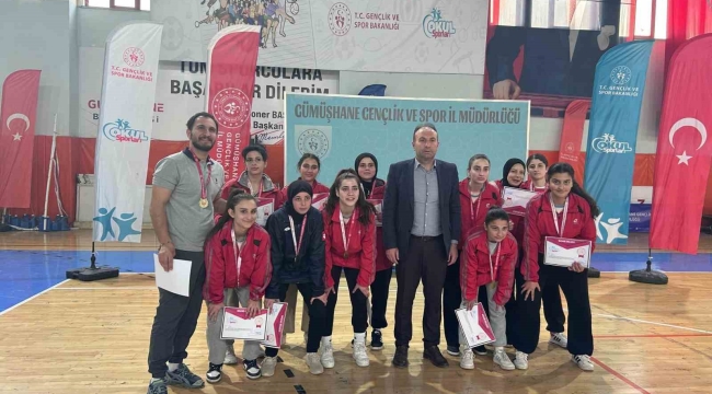 Rekabet Kurumu Kız Anadolu Lisesi Futsal Takımı yarı finalde