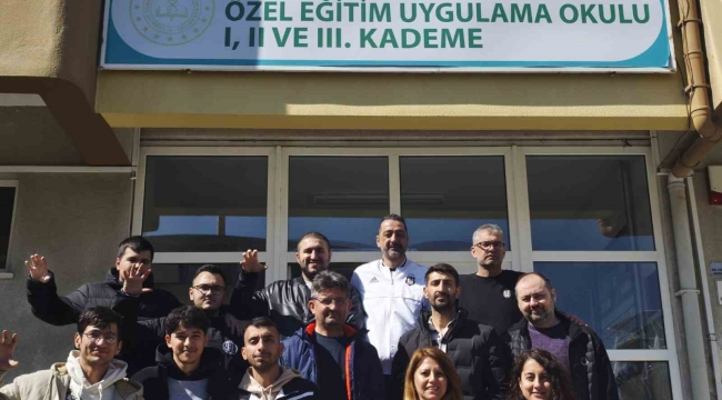 Salihli Beşiktaşlılar Derneği, özel çocukları unutmadı