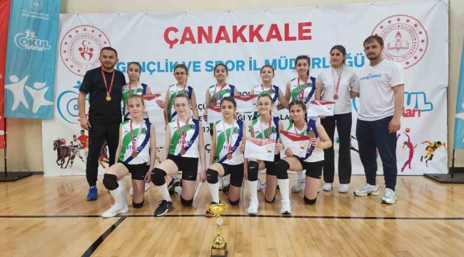 Düzceli voleybolcu kızlar tarih yazdı