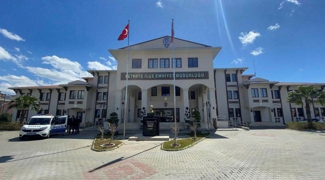 Fethiye merkezli göçmen kaçakçılığı operasyonu: 12 şüpheli tutuklandı