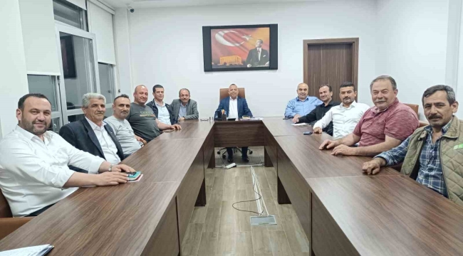 Önce halka soruyor, sonra uyguluyor