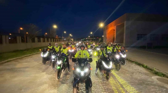 Afyonkarahisar'da motosiklet sürücülerine güvenli sürüş eğitimi verildi