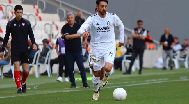 Altay'da Onur Efe'den 12 gollük katkı