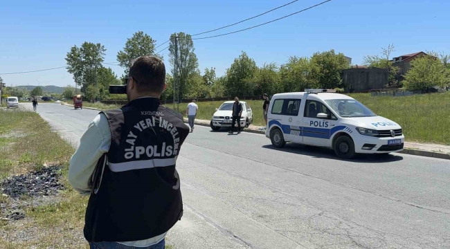Arnavutköy'de alacaklı oldukları kişinin önünü kesip kurşun yağdırdılar