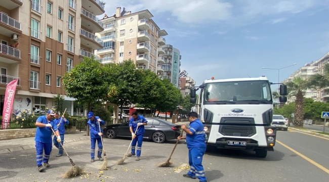 Aydın Büyükşehir Belediyesi ekipleri kent genelinde çalışmalarını sürdürüyor