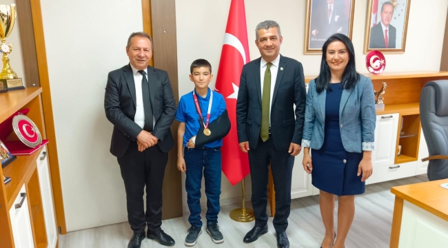 Azmiyle engeli aştı, Türkiye şampiyonu oldu