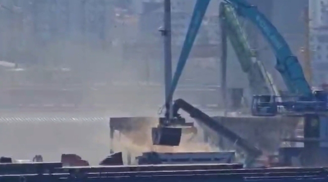 Bandırma Çelebi Limanı hava ve deniz kirliliğine sebep oluyor