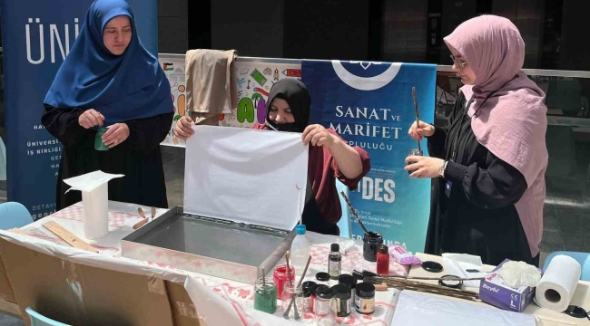 Bayburt'ta 'Geleneksel Türk Ebru Sanatı' etkinliği yapıldı