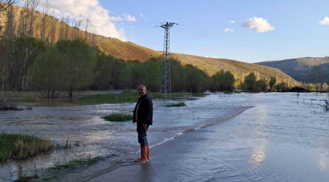 Bayburt'un Çatıksu köyünde meydana gelen sel sonrası inceleme yapıldı