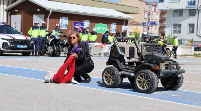 Bilecik'te Trafik ve İlk Yardım Haftası kutlandı