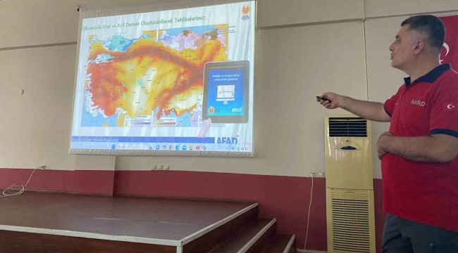 Bozdoğan MYO öğrencilerine Afet, Deprem ve İlk Yardım Eğitimi verildi