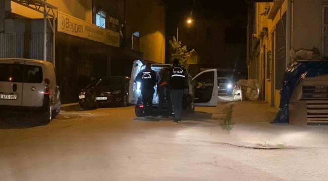 Bursa'da alacak-verecek kavgası: 2 yaralı