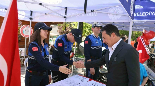 Büyükşehir'den güvenli trafik için farkındalık etkinlikleri