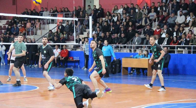 Çal'da filenin şampiyonu belli oldu