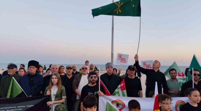 Çerkesler Karadeniz'de yitirdikleri atalarını Akdeniz'de andılar