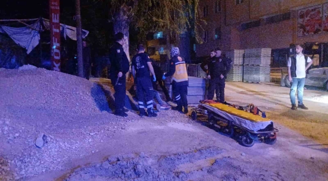 Çorum'da iki kişi birbirini bıçakladı