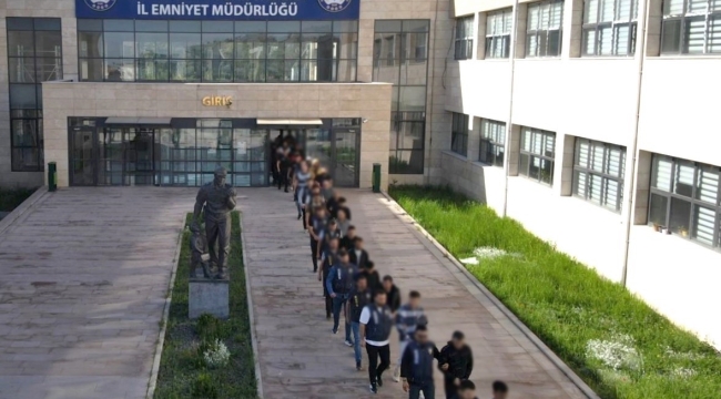 Cumhuriyet tarihinin en büyük siber dolandırıcılık operasyonlardan birine imza atıldı: