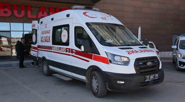 Elazığ'da 4 kişi içtikleri sütlü kahveden zehirlendi