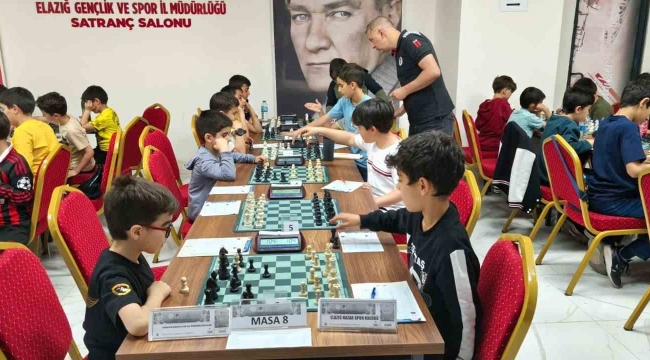 Elazığ'da satranç heyecanı devam ediyor