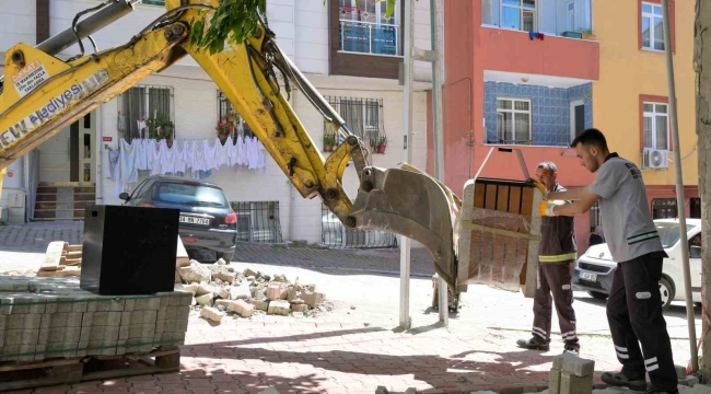 Esenyurt Belediyesi'nden mahallelere yeni nefes: Atıl alanlar yeşil dinlenme noktalarına dönüşüyor