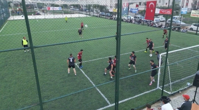 Her mahalle takımını kurdu, futbol heyecanı başladı