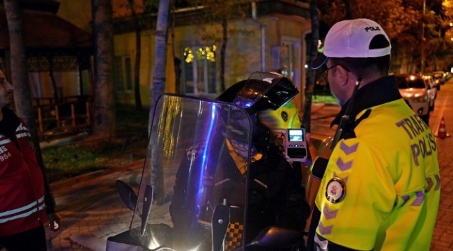 Isparta'da trafik ve asayiş uygulamasında 21 araca ceza kesildi
