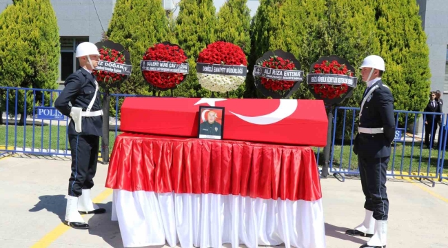 Kalp krizinin ardından hastaneye kaldırılan polis memuru kurtarılamadı
