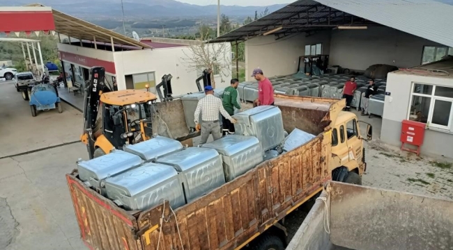 Karacasu'da çöp konteyneri uyarısı
