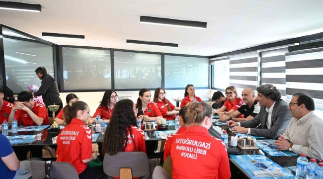 Kartepeli öğrenciler Türkiye şampiyonu