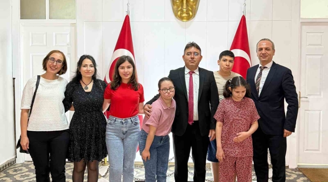 Kaymakam Kaya, özel öğrencileri ağırladı