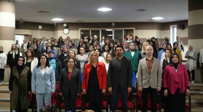 KBÜ'de Batı Karadeniz Ebeler Haftası sempozyumu düzenlendi