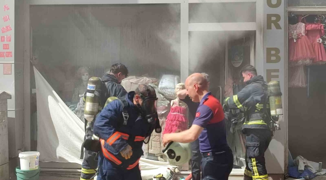 Keşan'da çocuk giyim mağazasında yangın