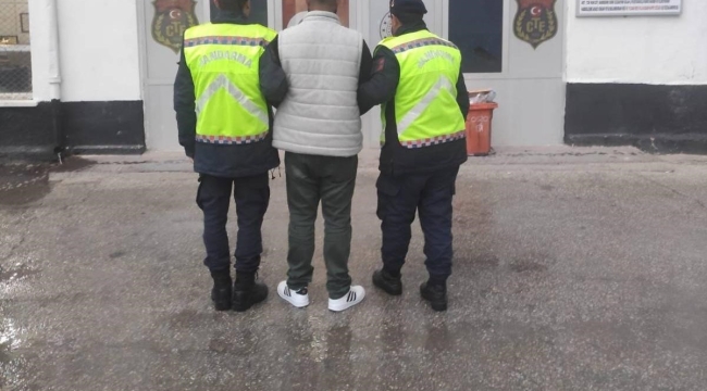 Kırşehir'de uyuşturucu suçundan aranan şahıs yakalandı