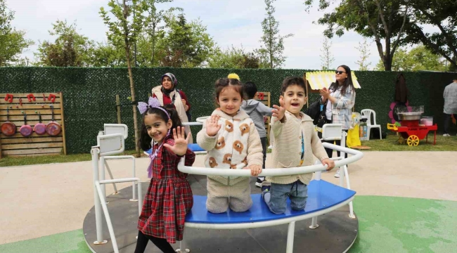 Küçükçekmece Belediyesi Bi'Mola Engelsiz Yaşam Merkezi'nde Bahar Şenliği düzenledi