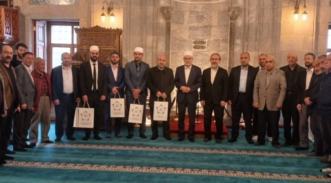 Kur'an-ı Kerim'i güzel okumak için yarıştılar
