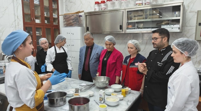 Lise öğrencilerinden 'çölyak' farkındalığı