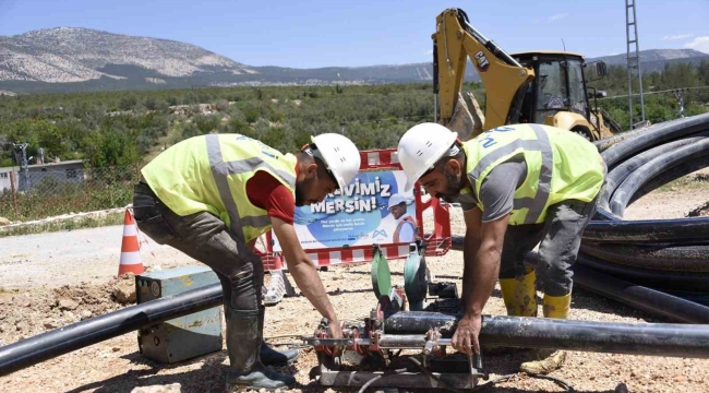MESKİ, Mut'ta içme suyu hattı yenileme çalışmalarını sürdürüyor