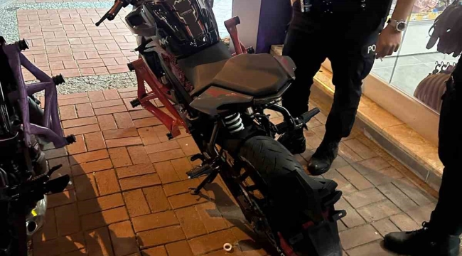 Motosikletle tek teker üzerinde gitmenin cezası ağır oldu
