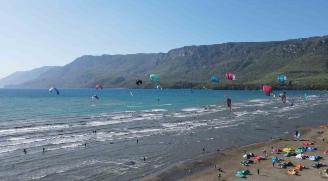 Muğla Akyaka'da 19 Mayıs coşkusu kite sörf şenliği ile kutlanacak