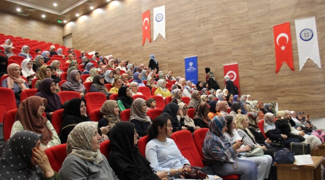 Muğla'da "fıtratın korunması ve aile" konulu konferans gerçekleştirildi